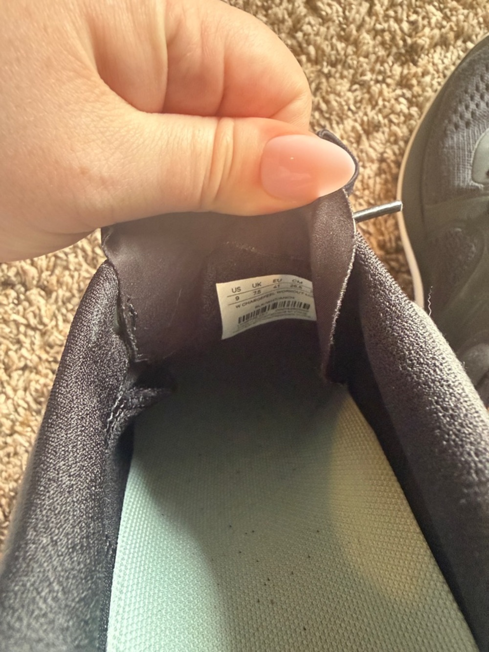 Lululemon running shoes - Picture 5 of 5